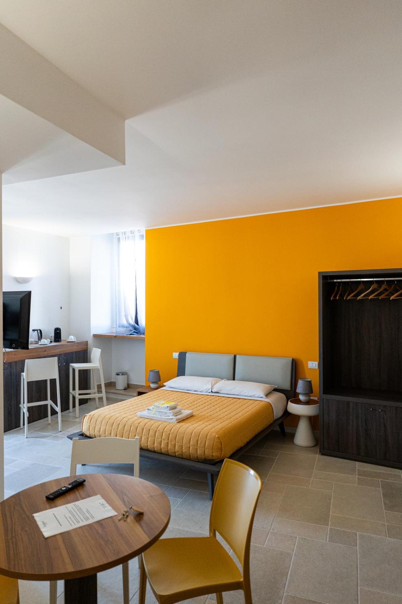 Duomo Guest House Барлетта Экстерьер фото